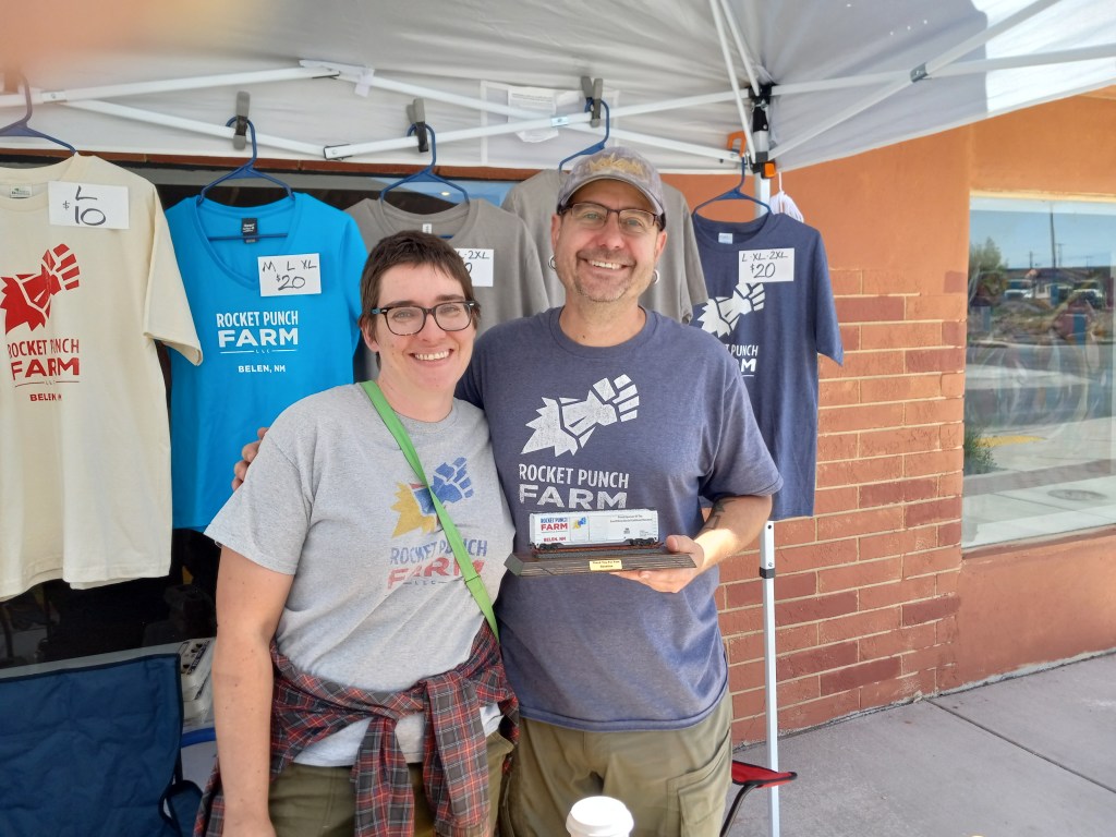 Rocket Punch Farm
(505) 302-5657
14 Gonzales Rd. Belen NM 87002